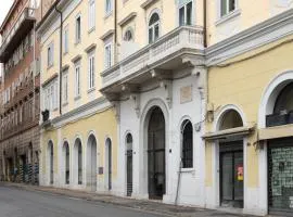 Arcobaleno Trieste Via Udine 19