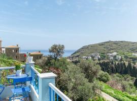 Stenies'nook family home, hotel with parking in Steniaí