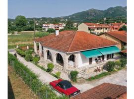 Mare e Stelle, hotel with parking in Litherés