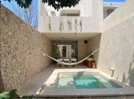 Casa Camou, Best Location, steps from Montejo – hotel w mieście Mérida