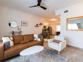 Luxury 2BD 2BTH Condo 5, מלון יוקרה בקוקו ביץ'