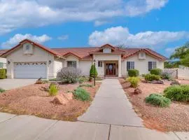 3 Mi to Lake Powell Home with Patio and Waterfall