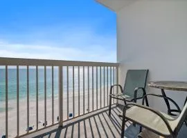 Pelican Beach Resort - Destin Condo Getaways by CLs