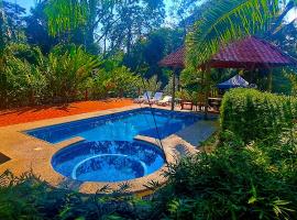 Cabinas Costa Tropicana, hotel v destinaci Uvita