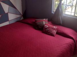 casa con vigilancia las 24hrs