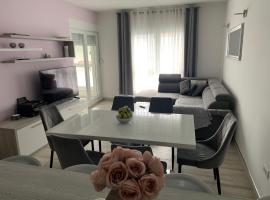 Apartment Teo – hotel w mieście Strožanac