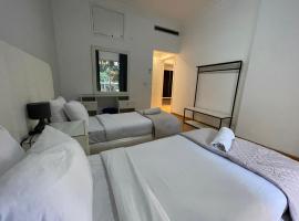 Elegant Suites Beirut, feriebolig i Beirut