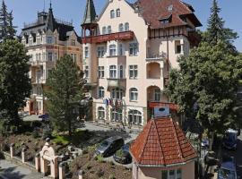 Spa Hotel Villa Smetana, hótel í Karlovy Vary