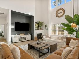 Somerset by the Sea - 4 BR, Sleeps 12, Golf Cart, Bikes, Private Pool and close to the BEACH!, villa in Seagrove Beach