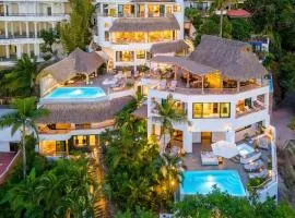 NEW - Amapas Luxury 5-Bedroom Villa