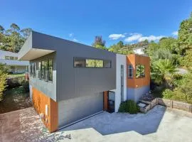 The Gorge Townhouse, stunning home & location!