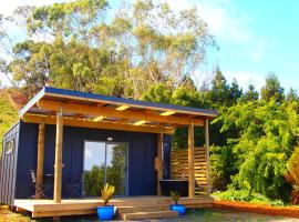 Banana Grove Cabin, hotel v destinaci Raglan