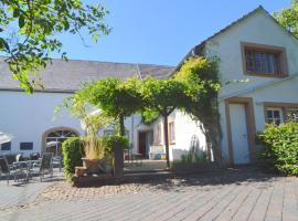 Apartment in Meisberg with In house Catering, hotel in Meisburg