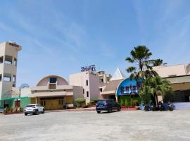 Hotel Shristi, Dewas, ξενοδοχείο με πάρκινγκ σε Dewās