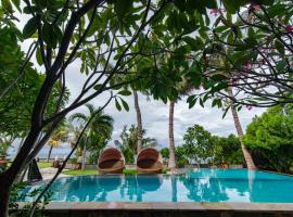 Retreat Villa Toraja Baturinggit, hotel s bazenima u gradu 'Kubu'
