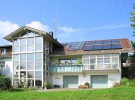 Welcoming Chalet near Forest in Rohrnbach, hotel with parking in Röhrnbach