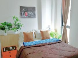 Airhub Hostel Phuket Airport, hostal en Ban Bo Han