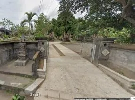 Kelod Kangin Guest House