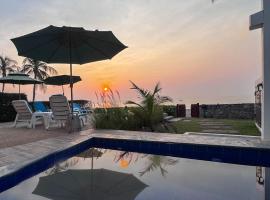 Absolute Beachfront villa, holiday rental in Ban Huai Yang