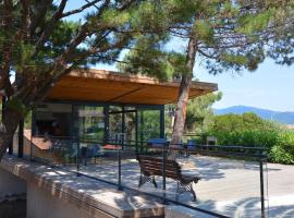 R sidence Alba Rossa Serra di Ferro accommodation with terrace or balcony, vakantiehuis in Serra-di-Ferro