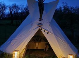 Tipi des amoureux, hotel v destinaci Moulayrès