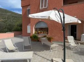 Villa Paolina Ceriale - app. 6 posti e terrazzo