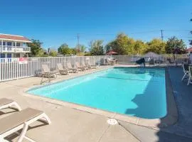 Motel 6-Redding, CA - South