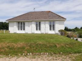 L'Opaline, Jolie Maison avec Jardin 6 pers,10km Honfleur, linge et internet inclus, dovolenkový dom v destinácii Beuzeville