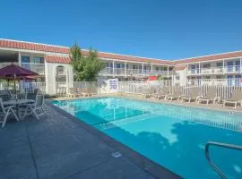 Motel 6-Redding, CA - South