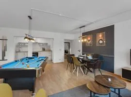 Charysma - Billard-Loft, Fußgängerzone, Parkplatz