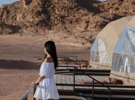 RUM MOON lUXURY CAMP