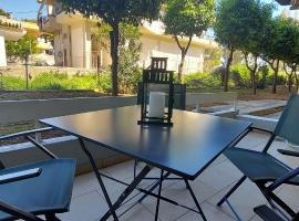 OIKIKA I 6, hotel v destinaci Artemida