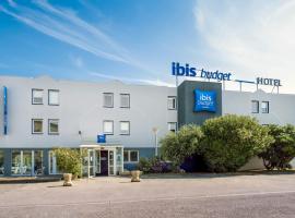 ibis budget Arles Sud Fourchon, Hotel in Arles