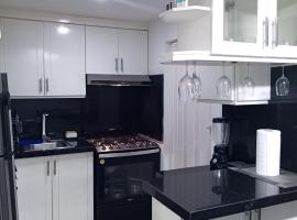 Cómodo y acogedor apartamento, hótel í Mendoza