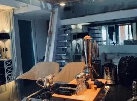 Little Suite Near Lake