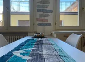 Yas Marina (Maison Porto Canale)