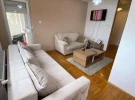 SKY2 APARTMAN