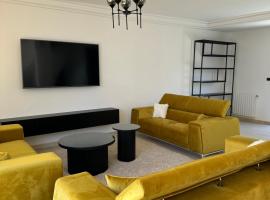 Villa avec piscine la marsa, seoska kuća u gradu La Marsa