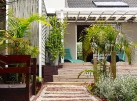 Modern affordable outdoor OASIS with solar energy
