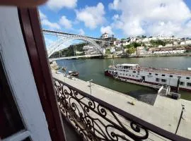 Muralha da Barca Apartamentos RNAL nº13939 Al,5848 Al, 6419 AL-Chamada para a rede móvel nacional