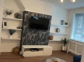 Flat in White city - Westfield