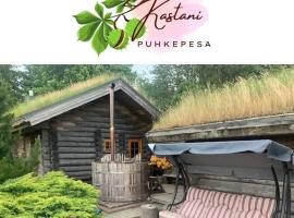 Russet & Rowanberry - Russet Holiday House, hotel en Paide