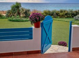 Villa Marina in Ayia Thekla with Heated Pool, hotel a Ayia Napa