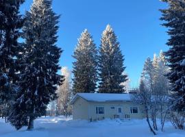 Omakotitalo Simojärvellä, hotel in Ranua