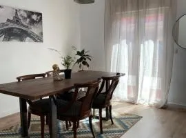 Apartamento luminoso y espacioso junto al Mediterraneo, WIFI