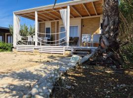 Luxury Mobile Home Moonwalk Terra Park Spiritos, Pag Island , Kolan, hotel in Kolan