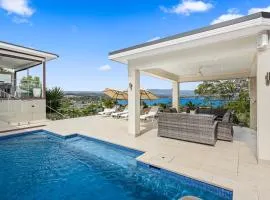 HEATed Pool, Lake & Beach, Luxury 5 B/R House