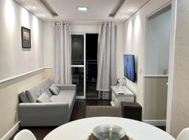 Apartamento inteiro no 15º andar próximo ao aeroporto de Guarulhos GRU, husdjursvänligt hotell i Guarulhos