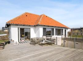 Amazing Home In Korsr With House Sea View, cabana o cottage a Korsør