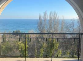 Queen's Garden Balchik apartment, apartament din Balcic